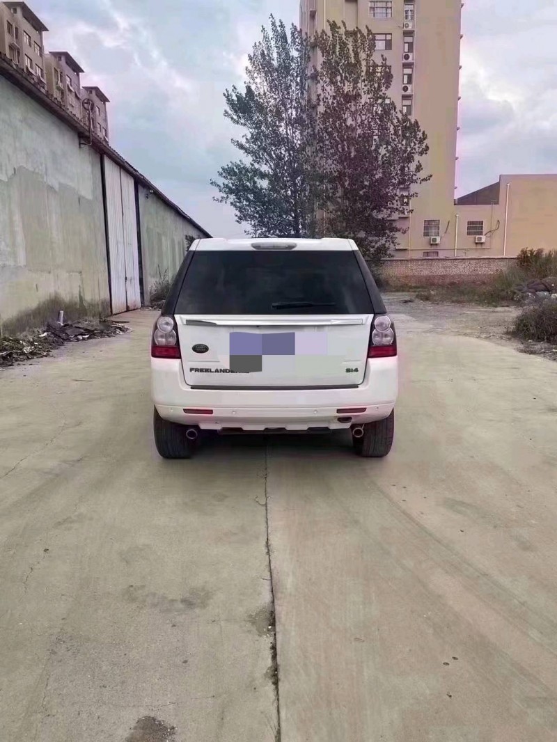 北京13年路虎神行者3