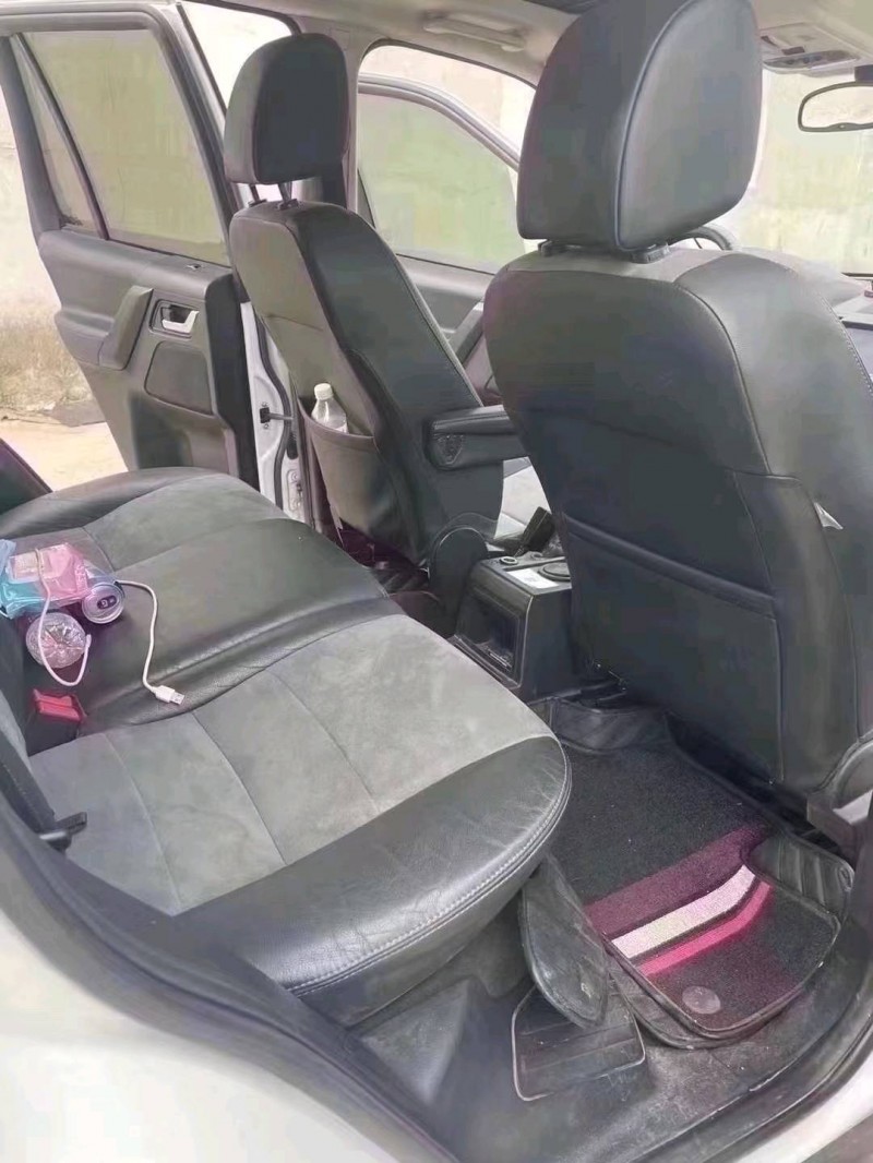 北京13年路虎神行者2