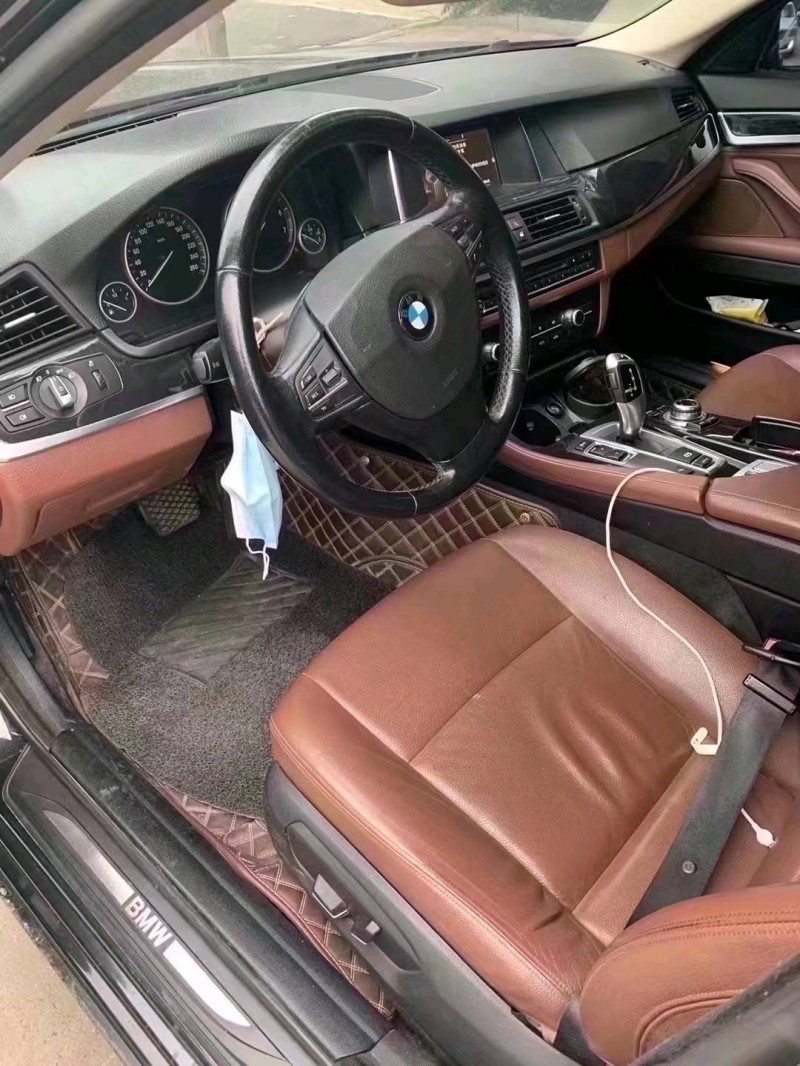 北京16年宝马5系8