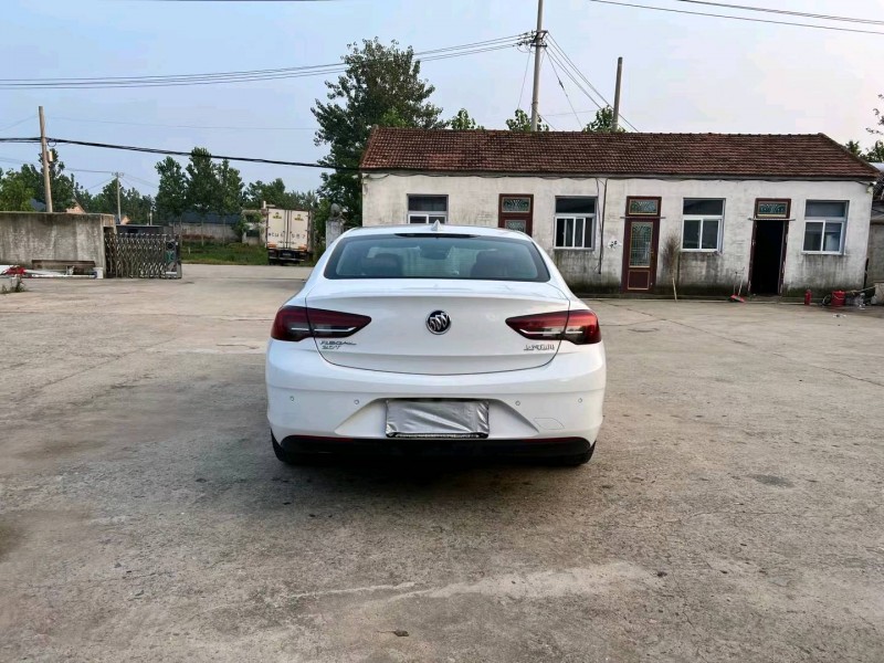 徐州18年别克君威1