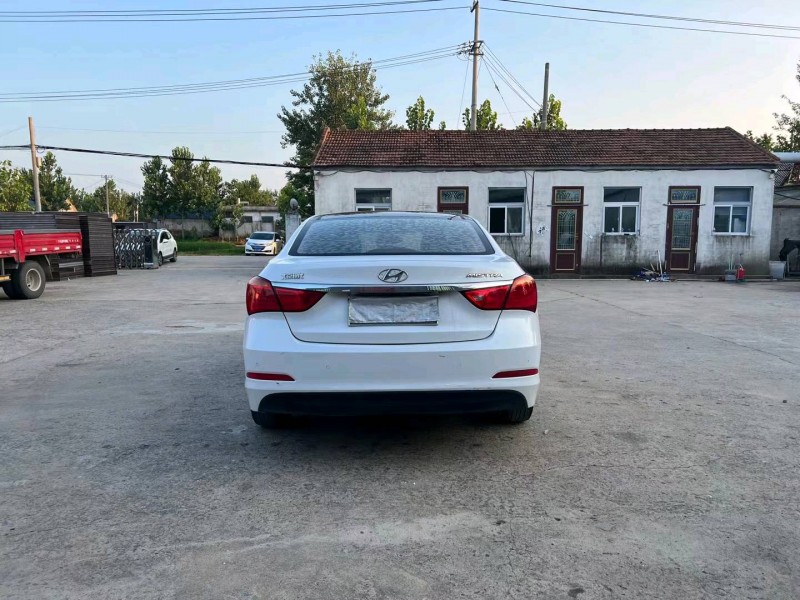 徐州16年现代名图1