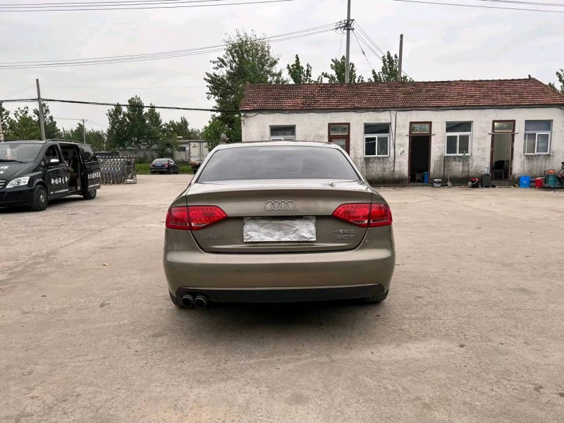 徐州12年奥迪A4L8