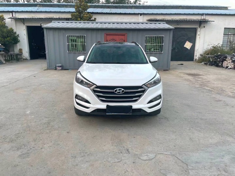 徐州16年现代途胜9