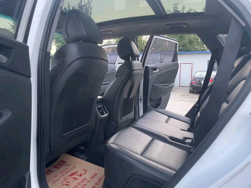 徐州16年现代途胜4