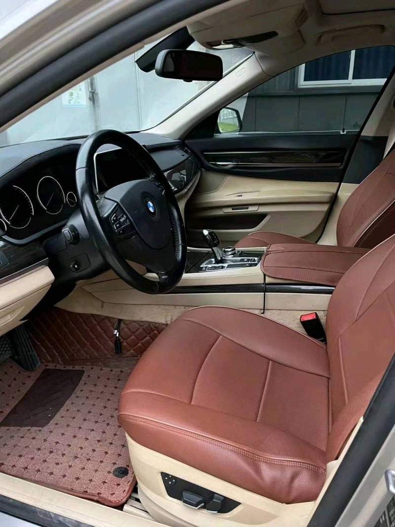 徐州11年宝马7系7