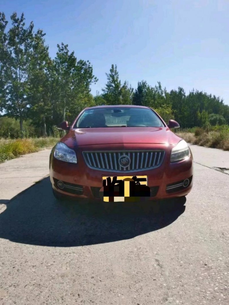 石家庄10年别克君威8