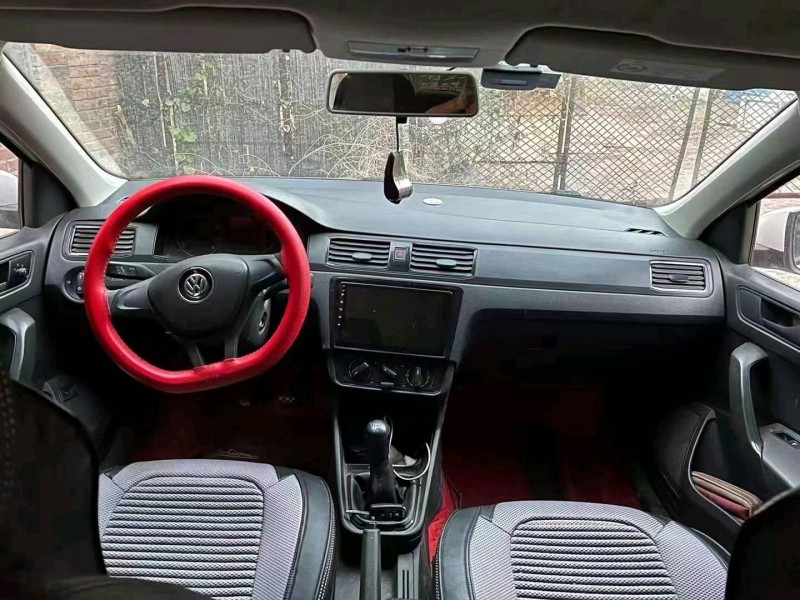 邯郸18年大众桑塔纳5