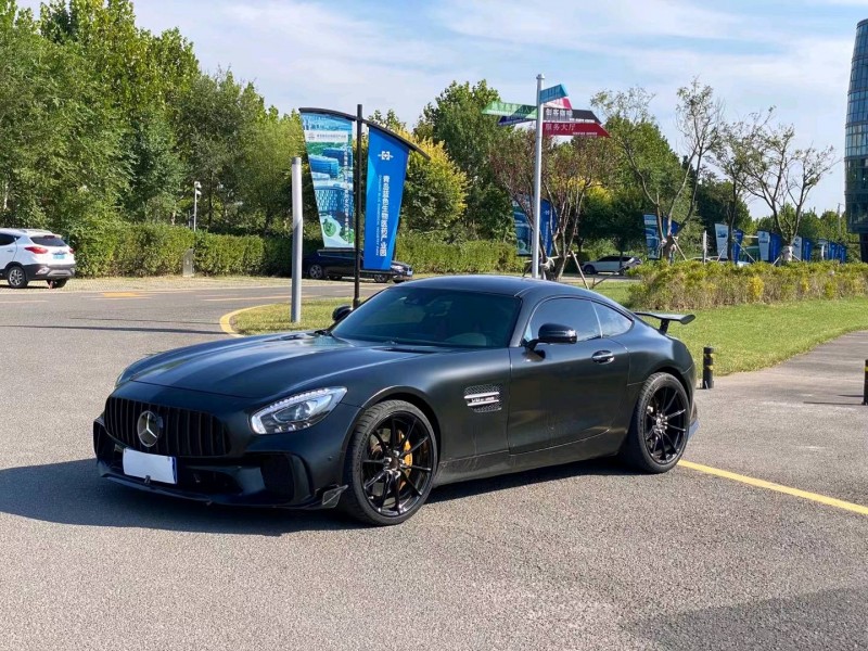 青岛16年奔驰AMG3