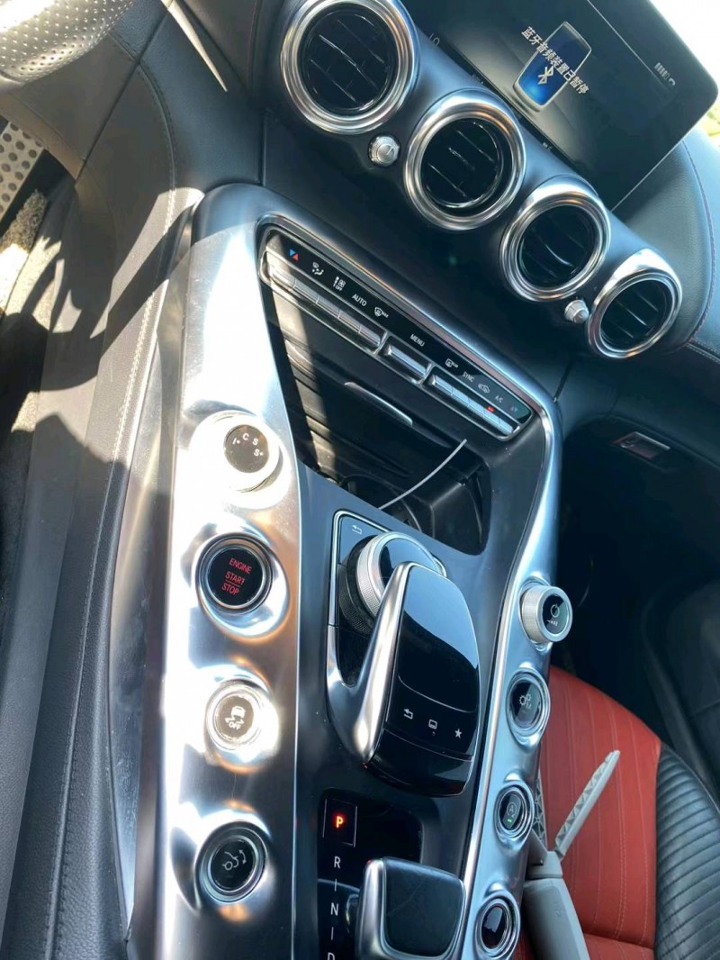 青岛16年奔驰AMG5