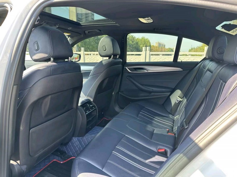 徐州18年宝马5系9