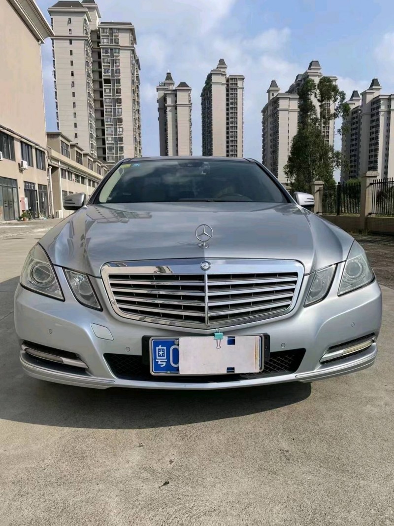 广州13年奔驰E1