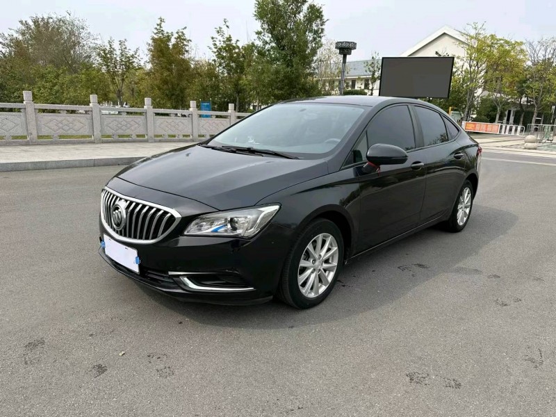 徐州17年别克威朗2