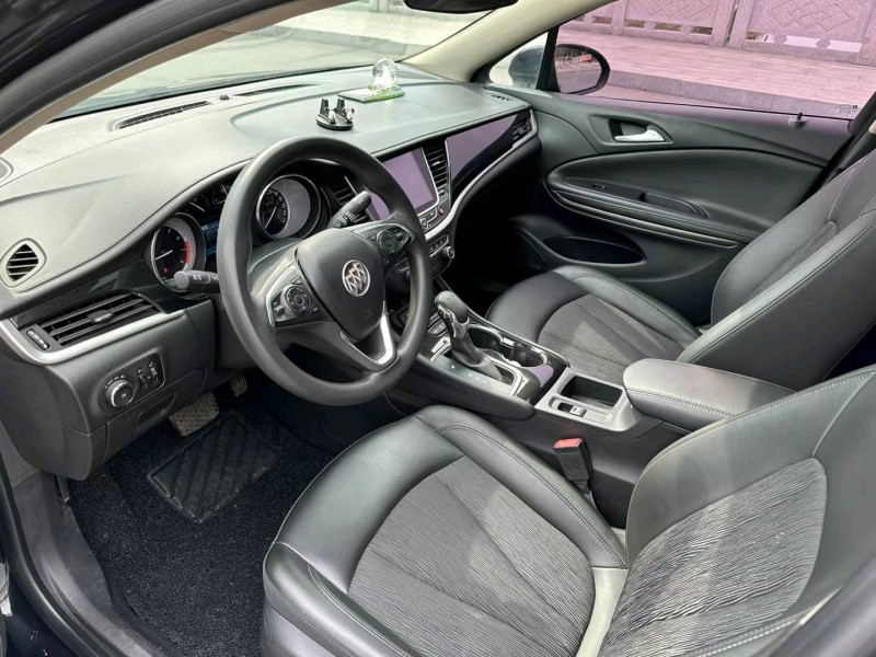 徐州17年别克威朗7