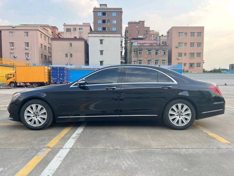 广州18年奔驰S4