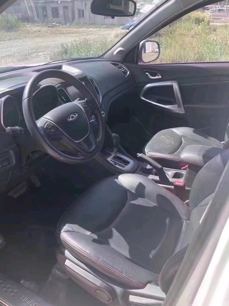 北京15年奇瑞瑞虎57