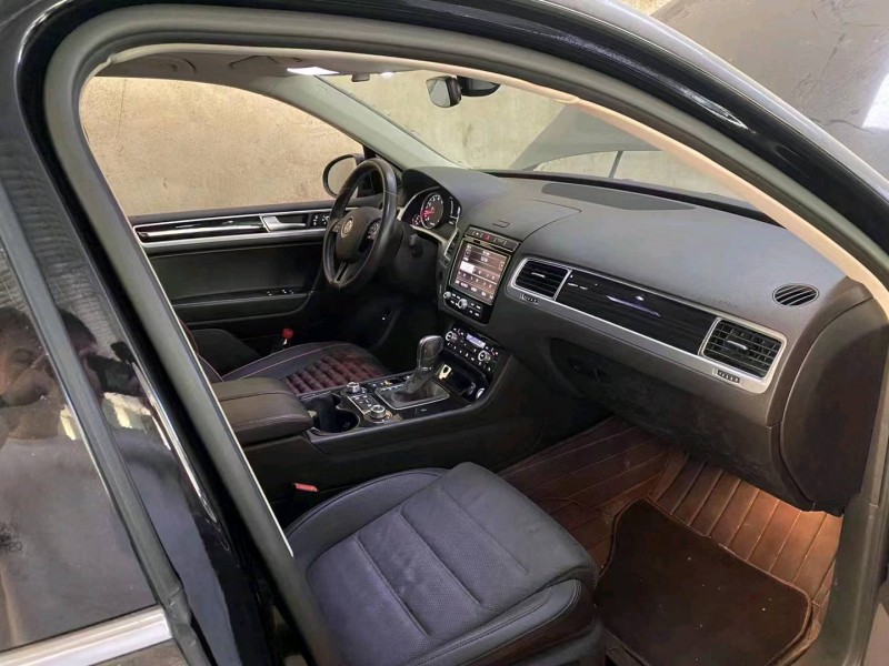 邯郸17年大众途锐5