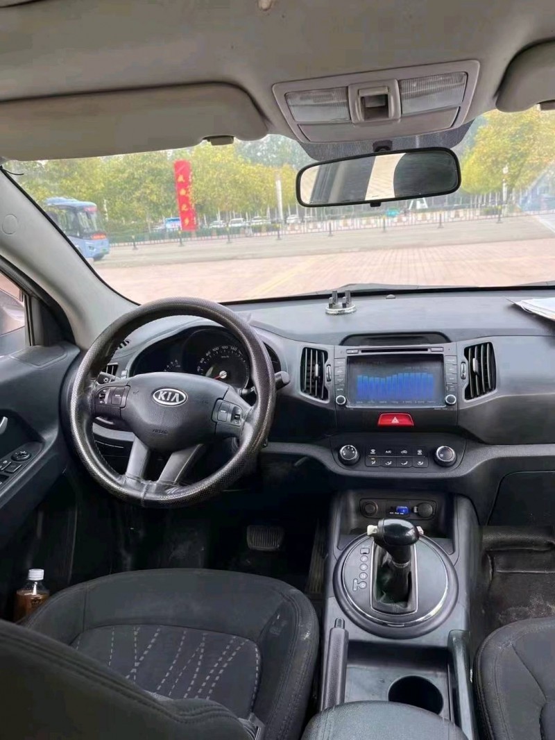 北京11年起亚智跑6