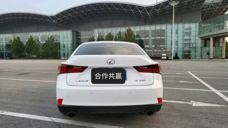 邯郸14年雷克萨斯IS4