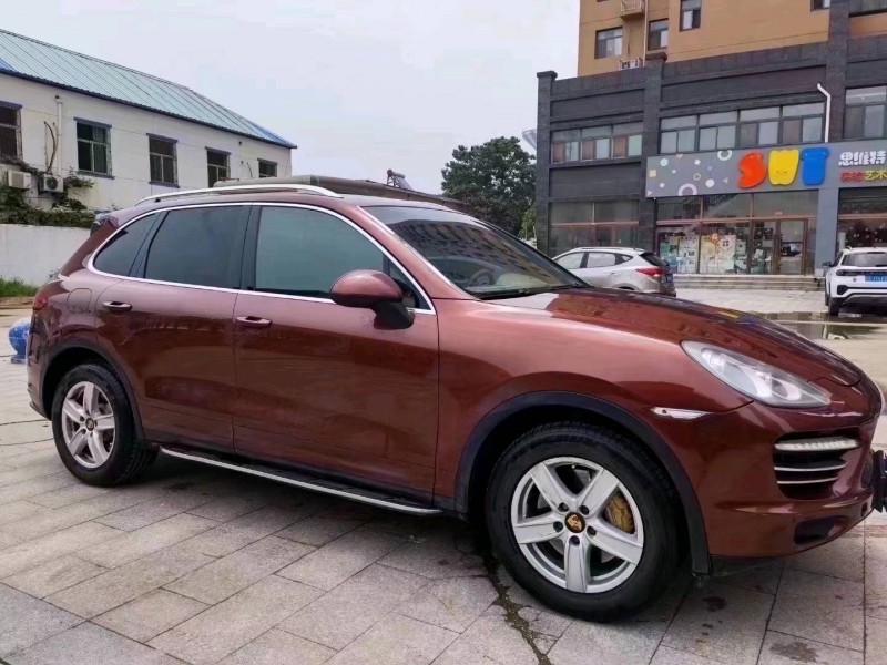 北京13年保时捷卡宴3