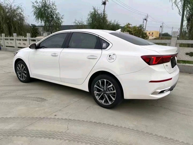 徐州22年起亚K33