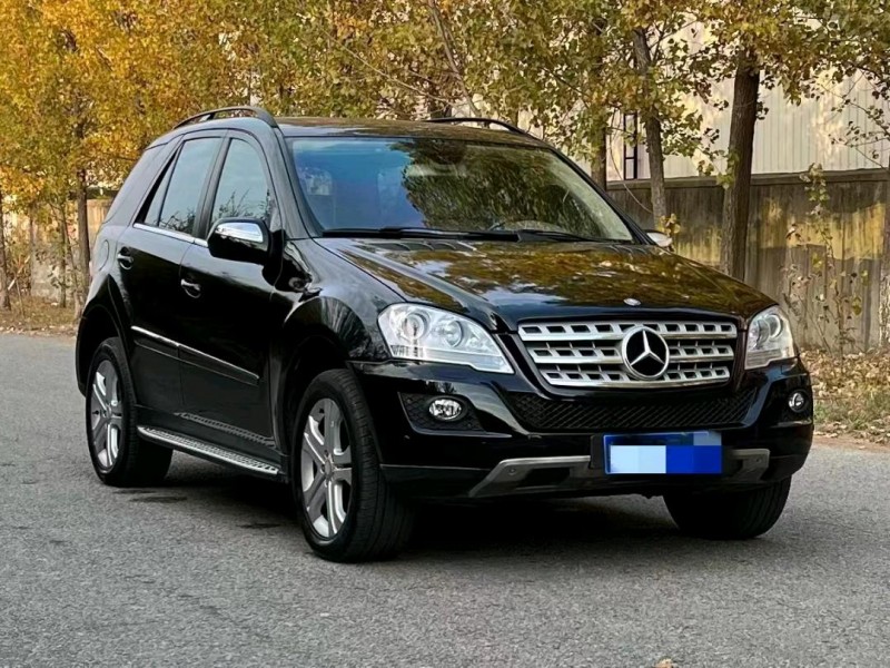 青岛10年奔驰ML2