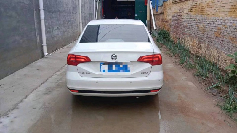 保定19年大众宝来5