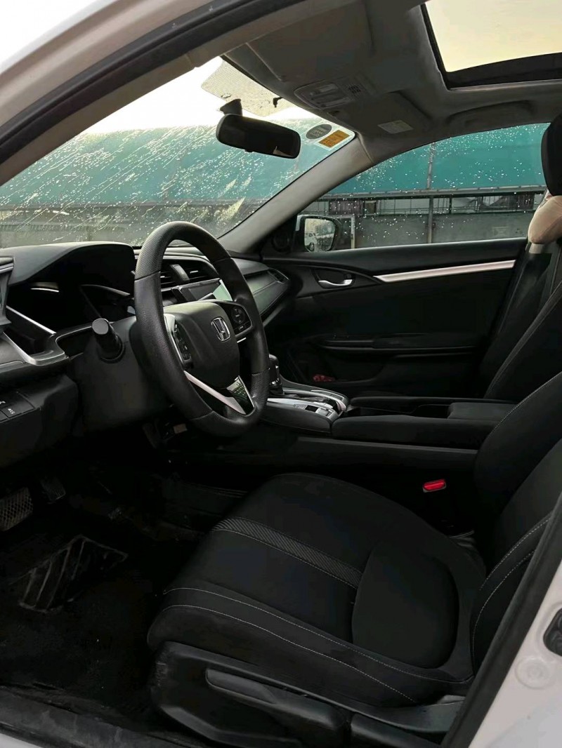 东莞17年本田思域4