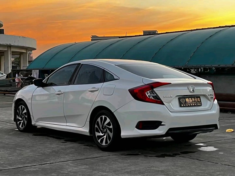 东莞17年本田思域7