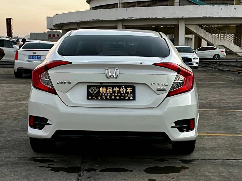 东莞17年本田思域8