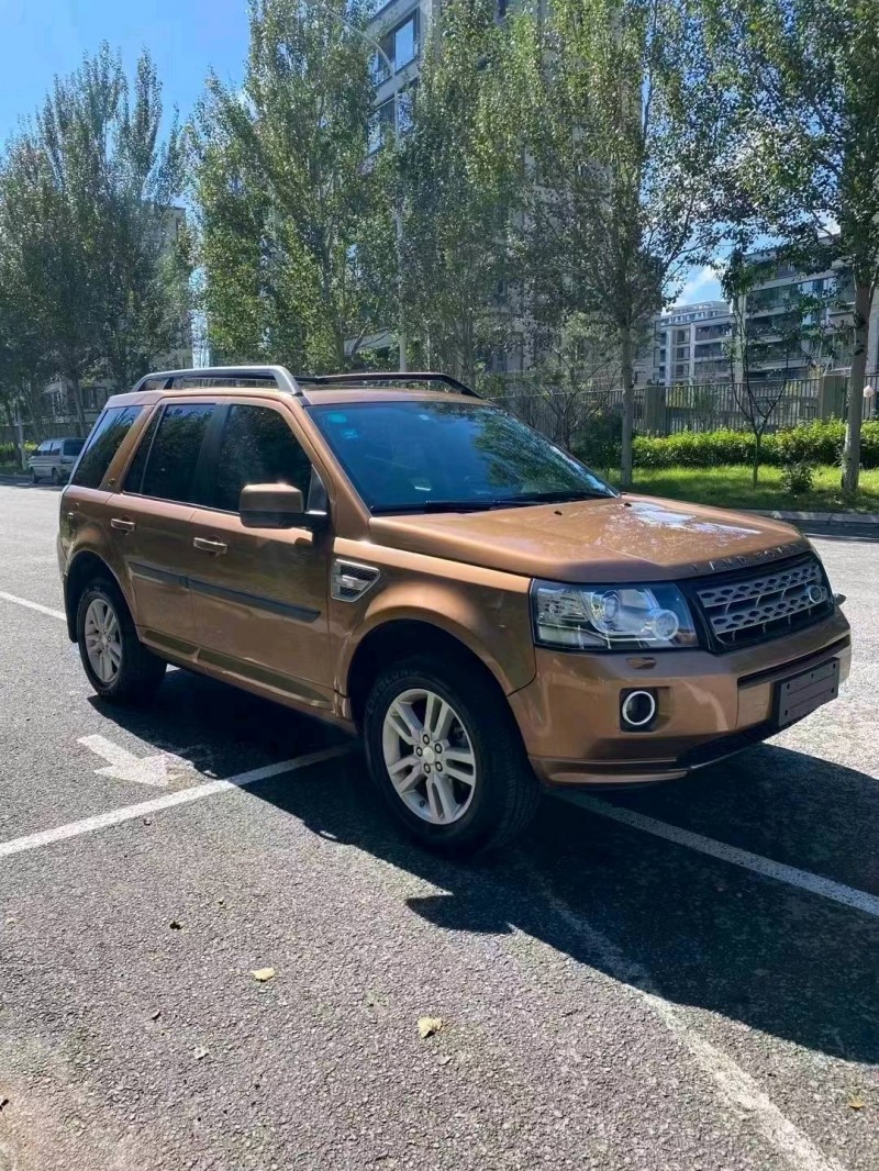 沈阳14年路虎神行者2