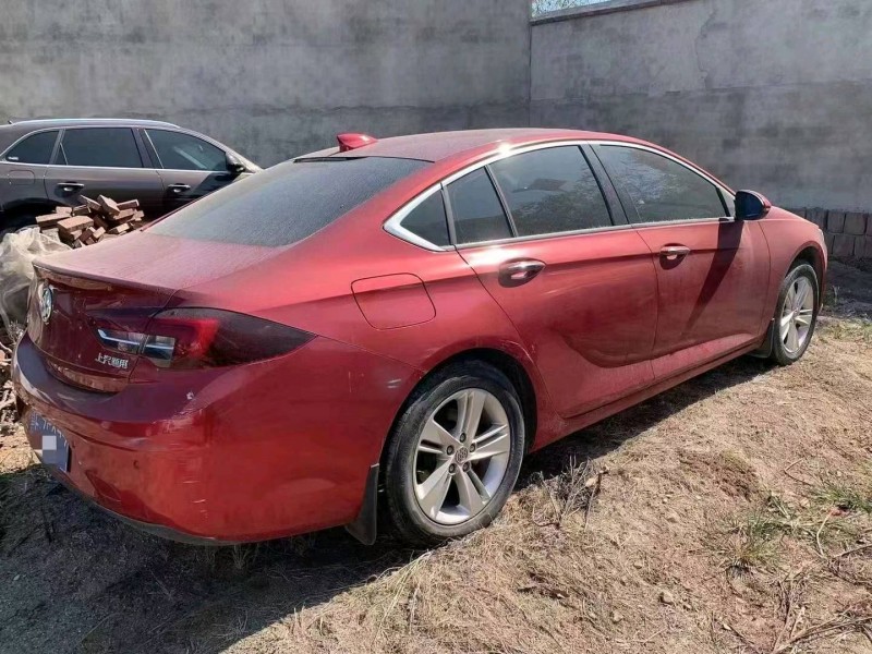 宜春18年别克君威2