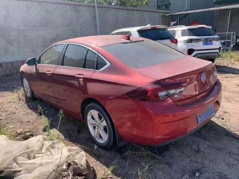 宜春18年别克君威1