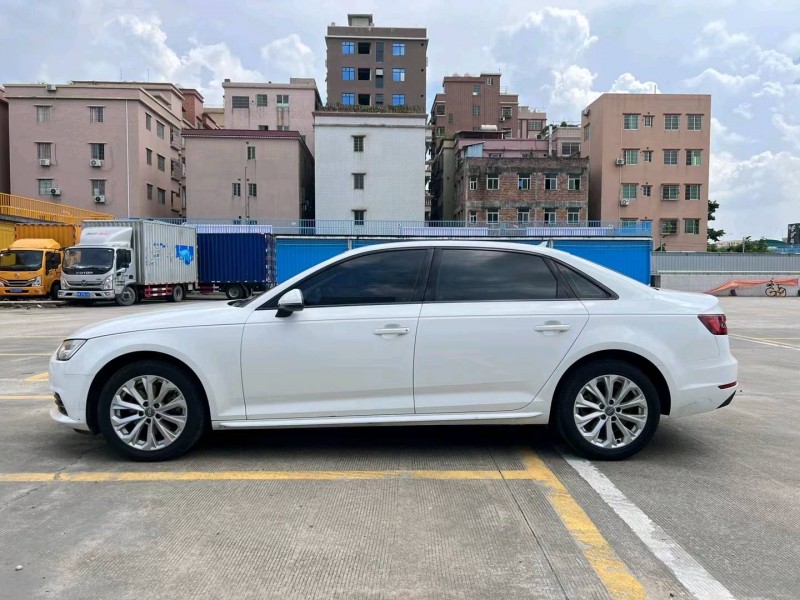 广州19年奥迪A4L6
