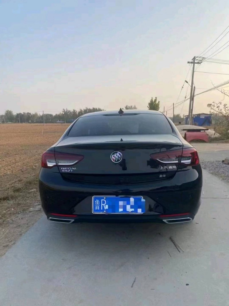 北京21年别克君威5