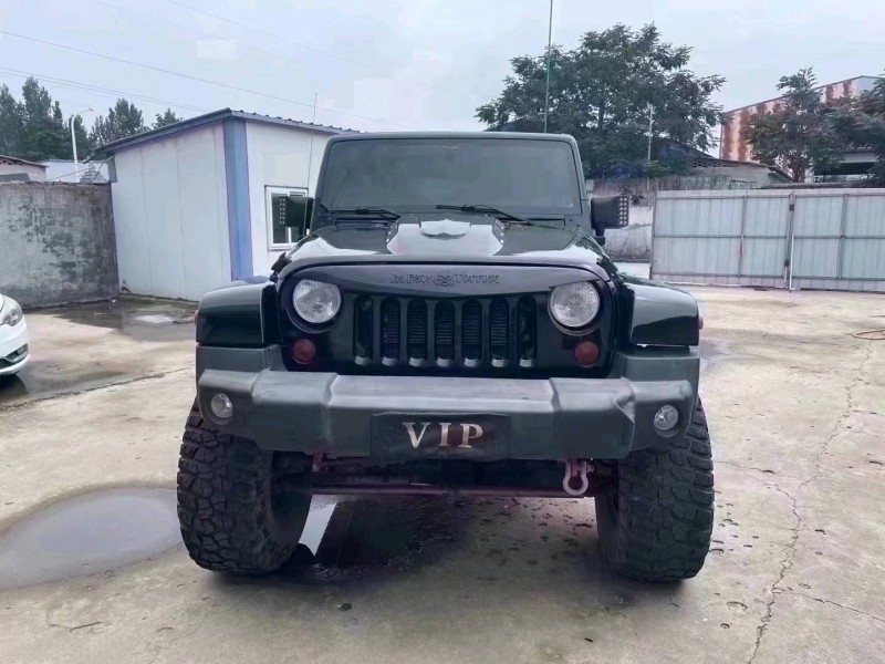 北京13年Jeep牧马人9