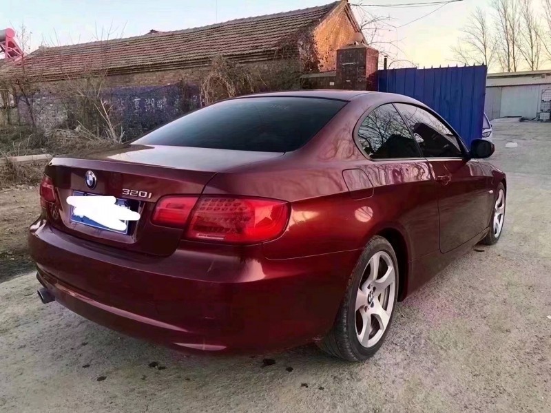 北京11年宝马3系4