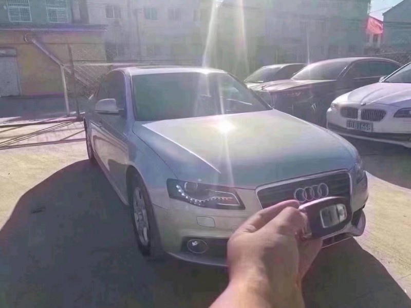 北京13年奥迪A4L3