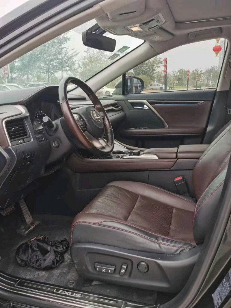 徐州18年雷克萨斯RX6
