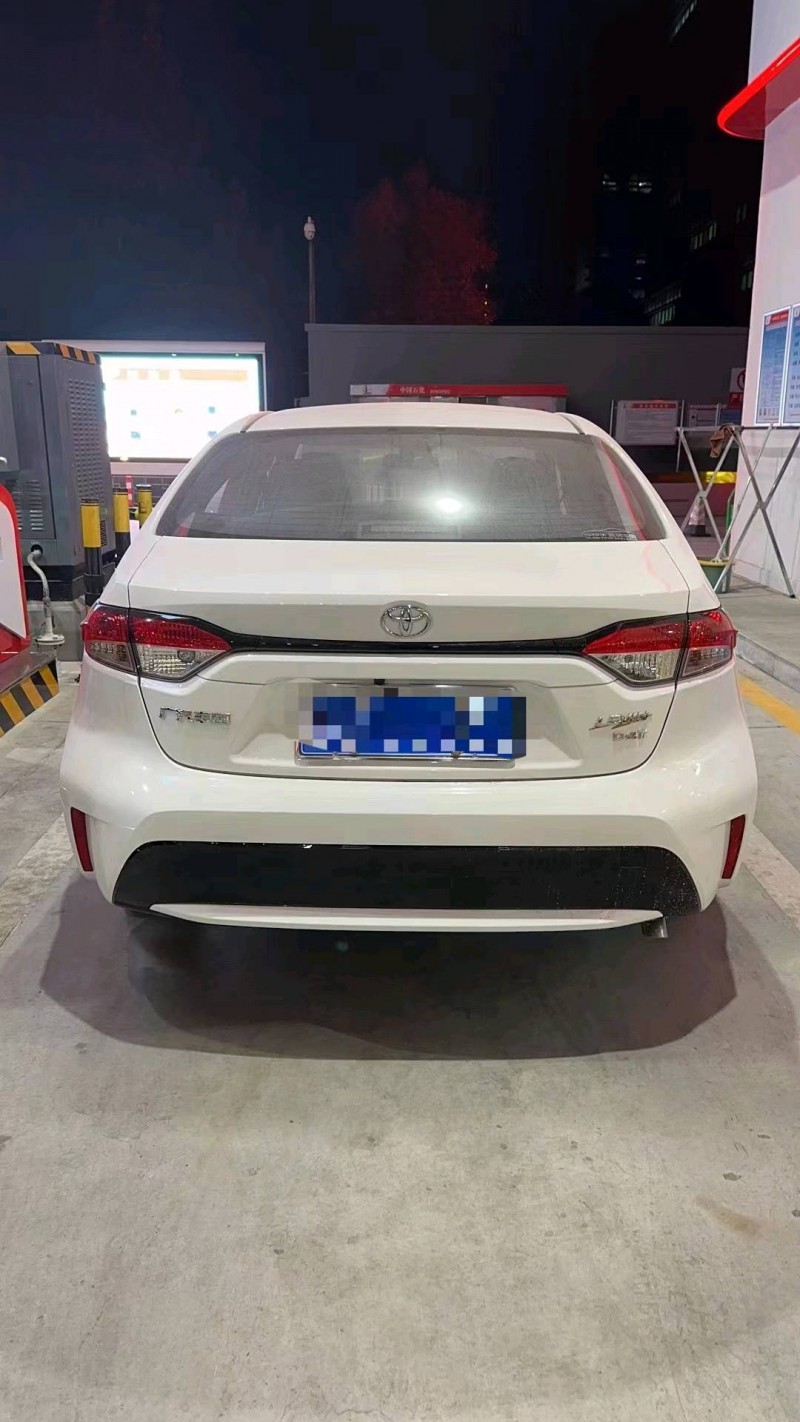 济南22年丰田雷凌1