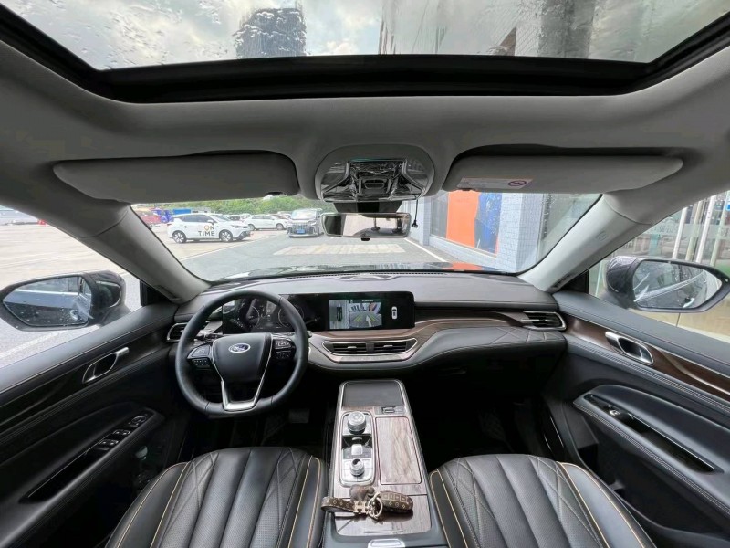 广州21年福特领裕6