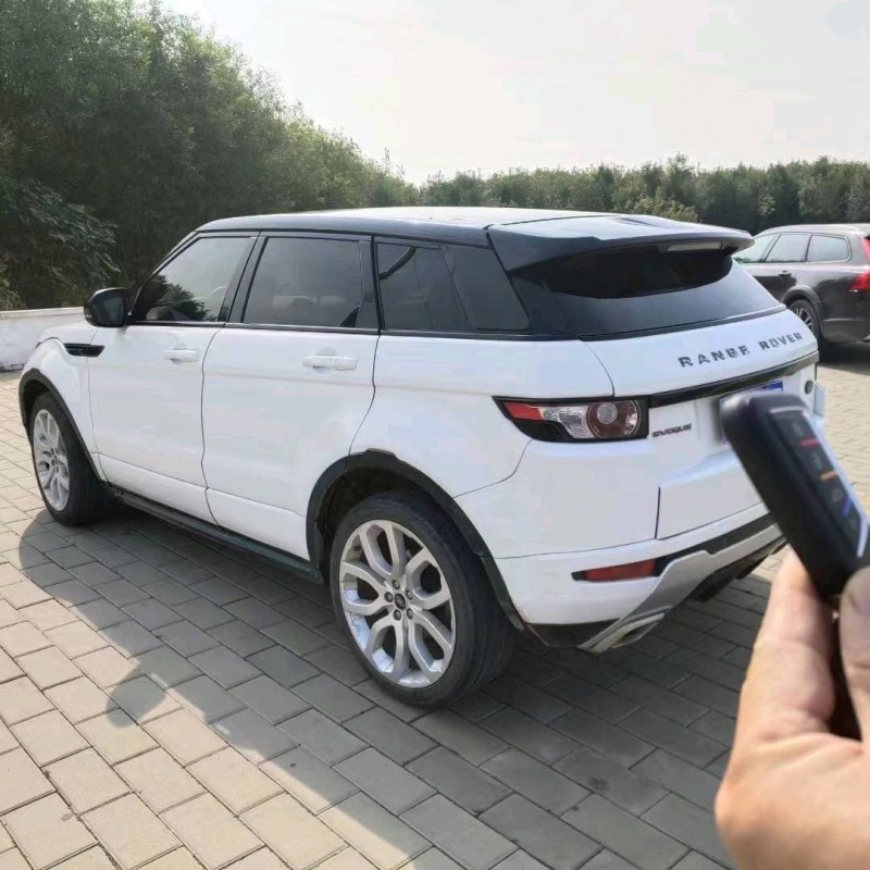 济南12年路虎极光8