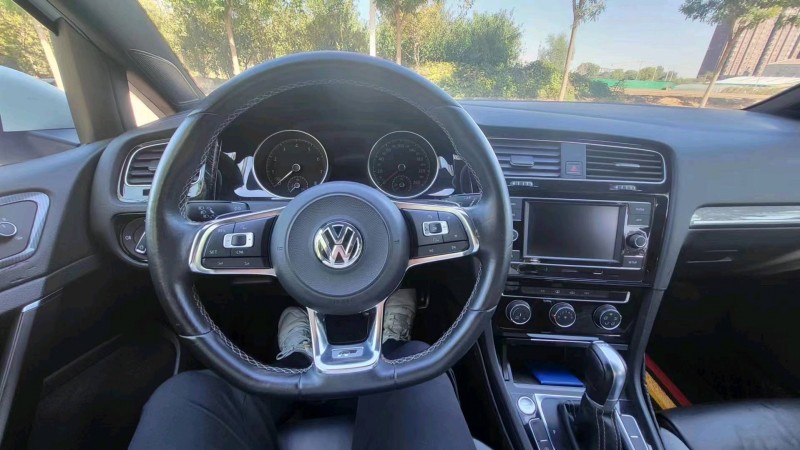 保定18年大众高尔夫7