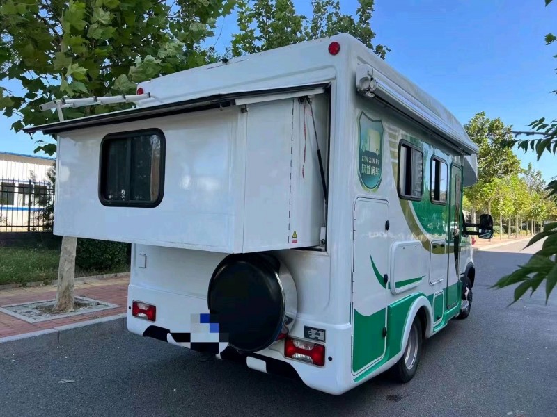 邯郸19年依维柯房车5