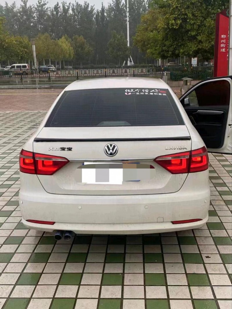 北京17年大众朗逸7