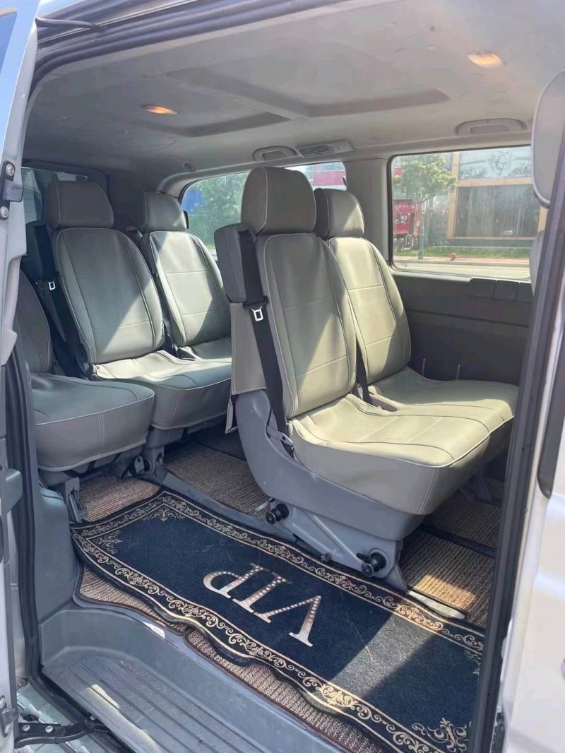 徐州12年奔驰威霆6