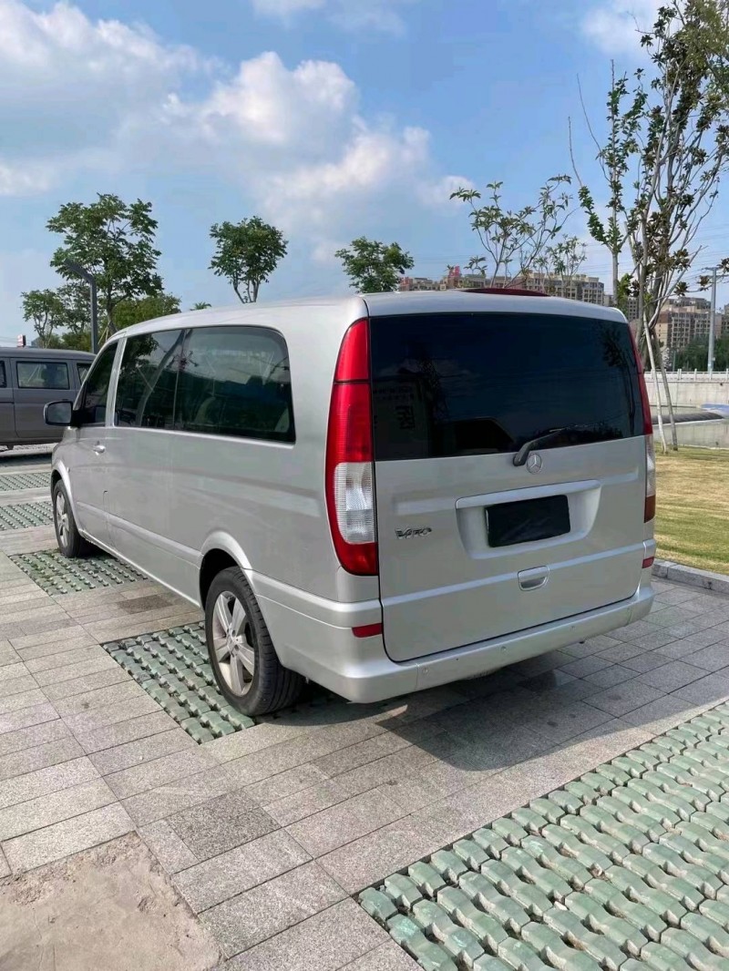 徐州12年奔驰威霆2