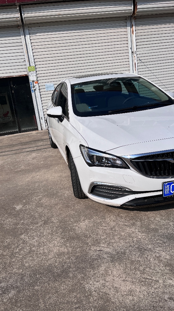 徐州18年别克威朗1