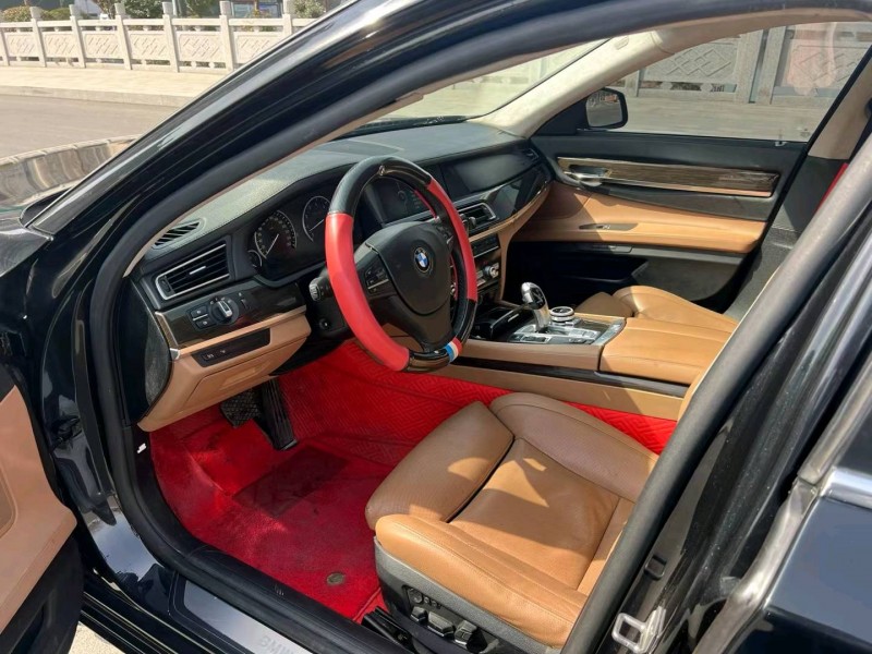 徐州12年宝马7系4