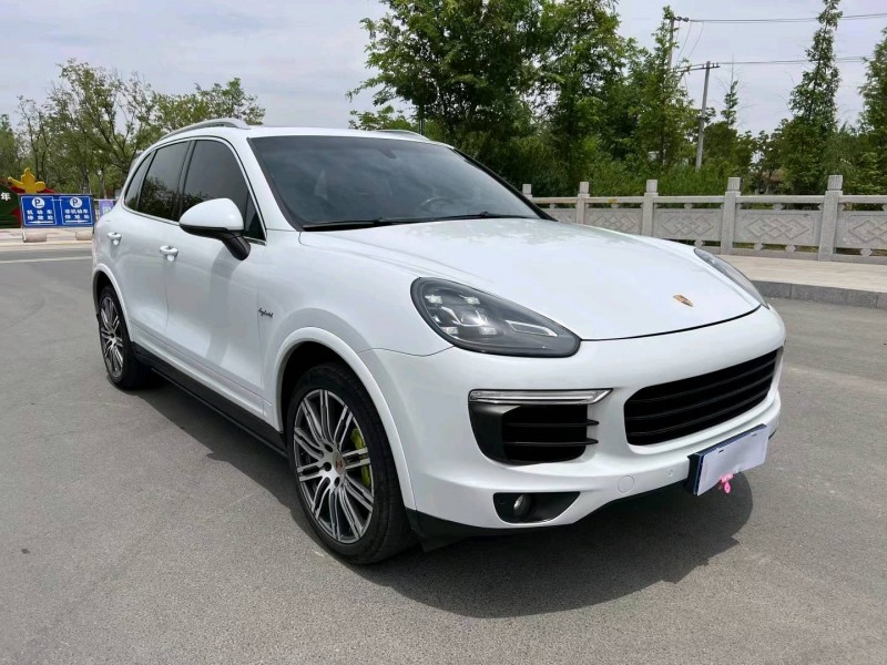 徐州16年保时捷卡宴3