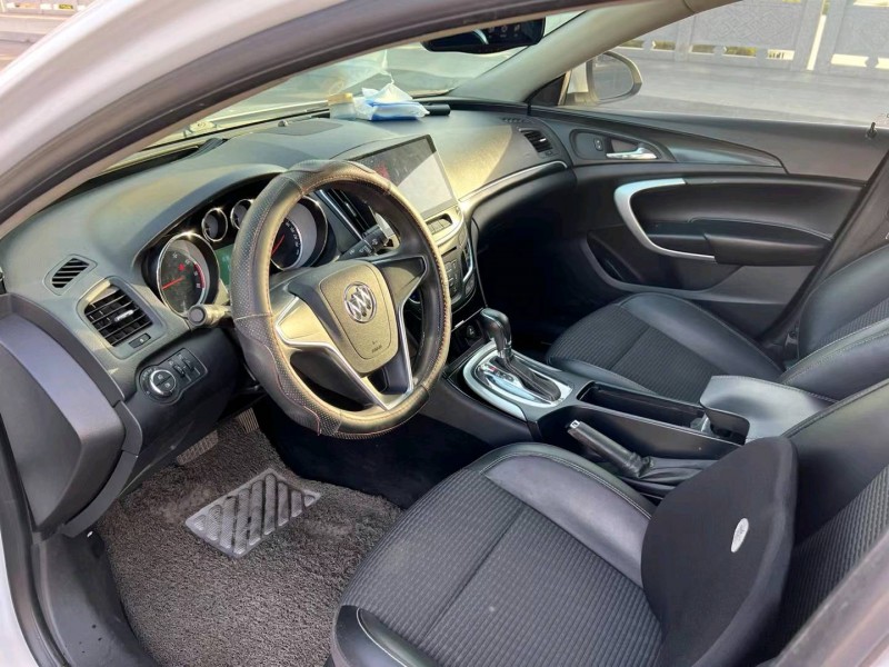 徐州16年别克君威6